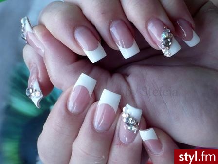 nailsofdreams.blog.onet.pl - Kwadratowe French Żel Paznokcie