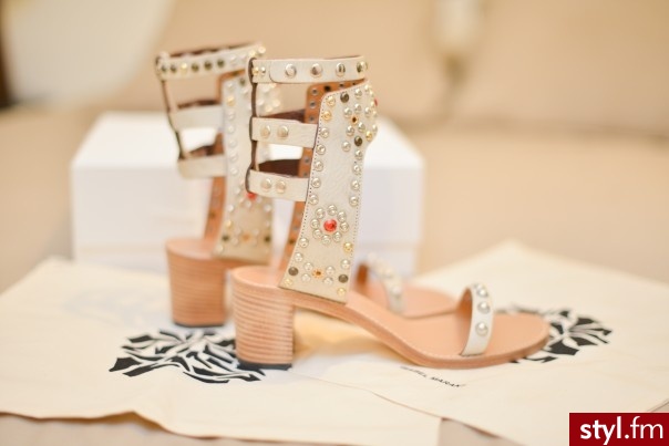 Sandały Buty Moda