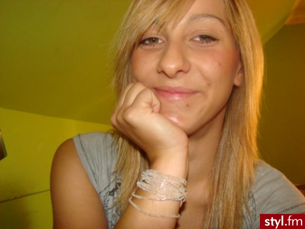 Średnie Fryzury