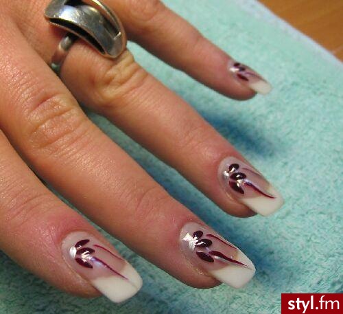 Autor: iga4 bordo kwiatki. Autor: <b>iga4</b><br /> bordo kwiatki - Paznokcie