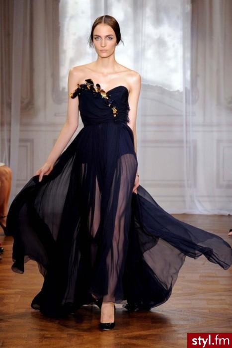 Sukienki Moda