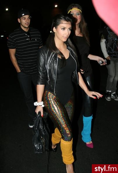 Kardashian. Kim & Khloe Kardashian - Moda uliczna Inne Moda