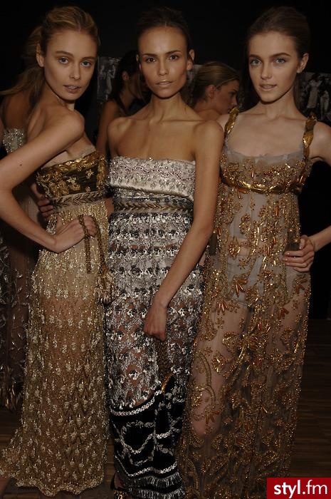 Sukienki Moda
