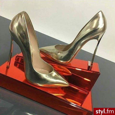 Szpilki Buty Moda
