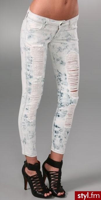 fajne jasne rurki... ładne jasne rurki z przetarciami. - Pozostałe Ciuchy Moda