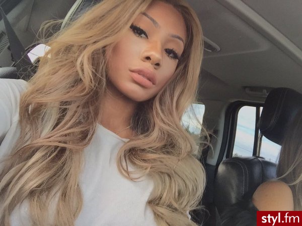 Blond Rozpuszczone Kręcone Na co dzień Długie Fryzury