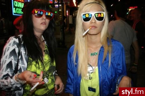 < x . - Pozostałe Dodatki Moda