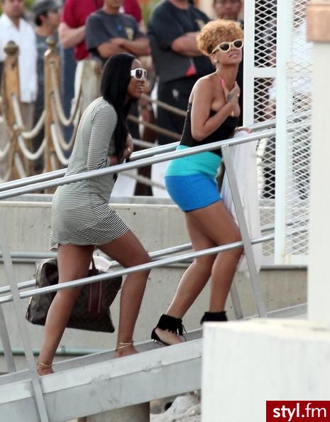 Rihanna - Moda uliczna Inne Moda