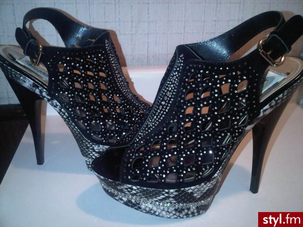 Szpilki Buty Moda