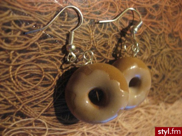 Kolczyki- pączki z lukrem ; D
Moje wykonanie.
Robie tez kolczyki i zaiweszki na zamówienie do ustalenia na gg: 7893051 lub 11403596 - Pozostałe Dodatki Moda