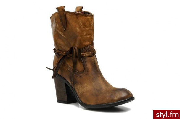 Inuovo PÓŁBUTY I BOTKI OULANE BY 58985Wood - Botki Buty Moda