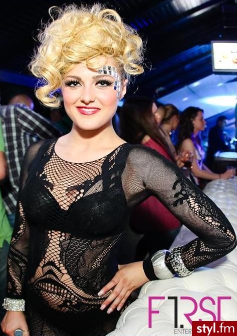 Upięcie Kręcone Na co dzień Średnie Fryzury