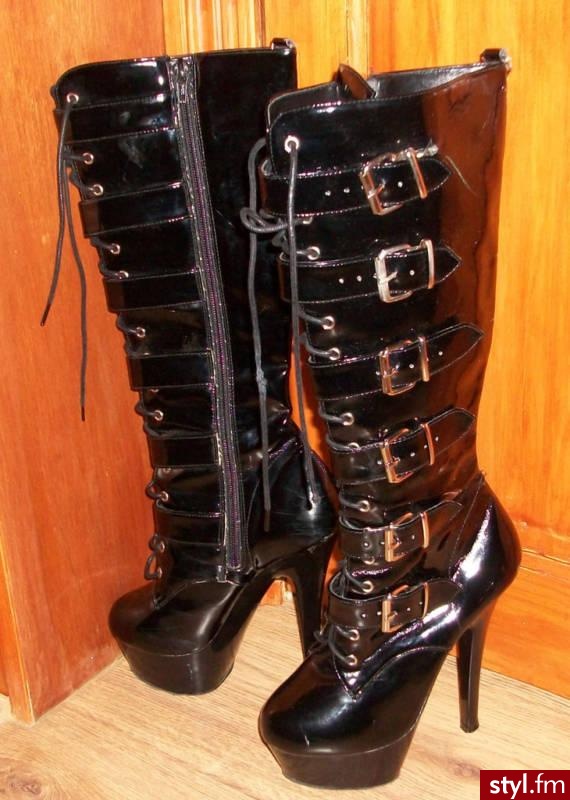 Obcas ok. 15 cm. - Pozostałe Buty Moda