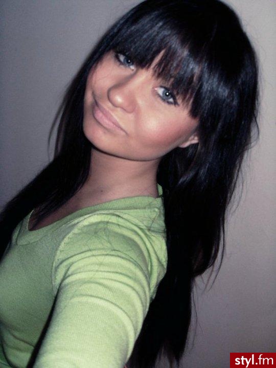 Średnie Fryzury