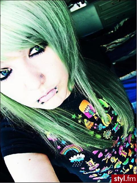 EMO Alternatywne Średnie Fryzury