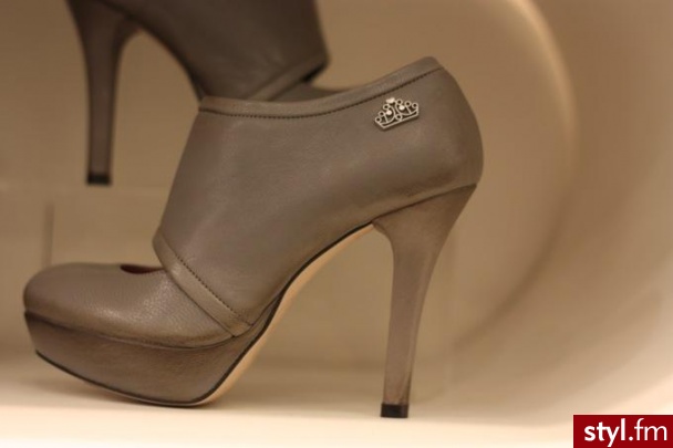 Pozostałe Buty Moda