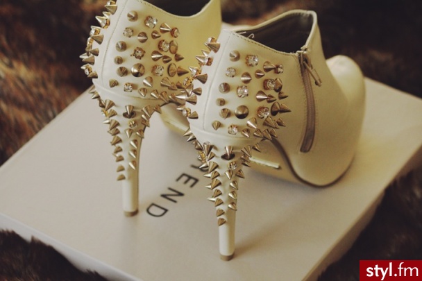 Szpilki Buty Moda