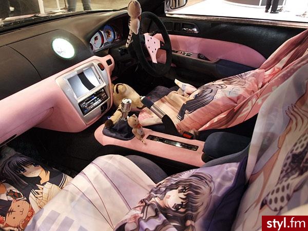 Zdjęcia zostały zrobione na imprezach zwanych "Itasha". - Misz-masz