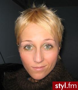Średnie Fryzury