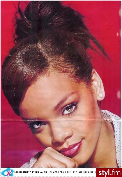 Rihanna - Długie Fryzury
