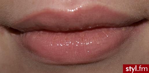 Bare Necessity, Naturally Pink, Coralista en Berry, Berry Nice.

Kosmetyki i swatche w grupe poprzedniej.
Usta Cynthií, z misslipgloss.nl - Makijaże