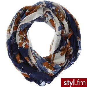 Navy Blue Floral Vintage Scarf - Miss Selfridge - Polyvore. Pobrano ze strony: http://www.polyvore.com/navy_blue_floral_vintage_scarf/thing?id=29557564 - Pozostałe Dodatki Moda