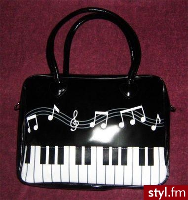Torebka z USA. Niedlugo dostepna

Prosze obserwowac aukcje. Torba niedlugo sie pojawi
http://allegro.pl/show_user_auctions.php?uid=6241322 - Pozostałe Torebki Moda