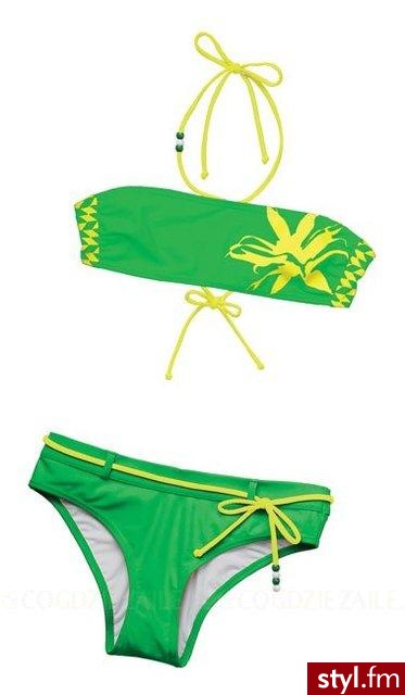INFORMACJE O PRODUKCIE:
Dwuczęściowe bikini w supermodnym, zielonym kolorze. Z fantazyjnymi, żółtymi tasiemkami zdobionymi koralikami i egzotycznym nadrukiem. Świetny wybór na letnie upały. - Pozostałe Ciuchy Moda