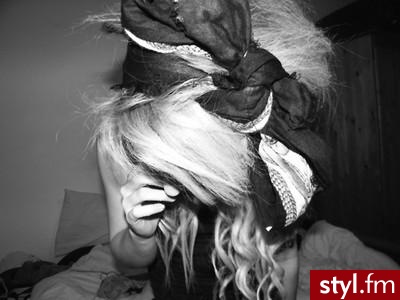 Upięcie - Blond Upięcie Proste Na co dzień Średnie Fryzury
