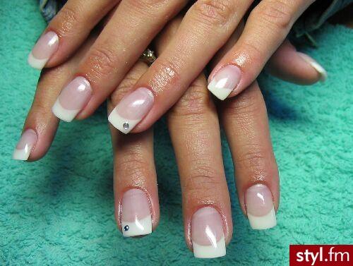 Autor: iga4 french permanentny<magda>. Autor: <b>iga4</b><br /> ultra white,natural clear=Akzentz - Paznokcie
