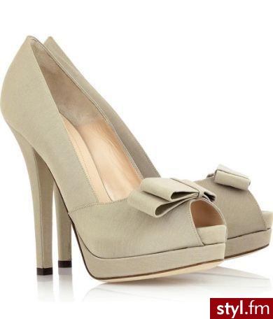 Fendi. http://www.net-a-porter.com/product/38638 - Pozostałe Buty Moda