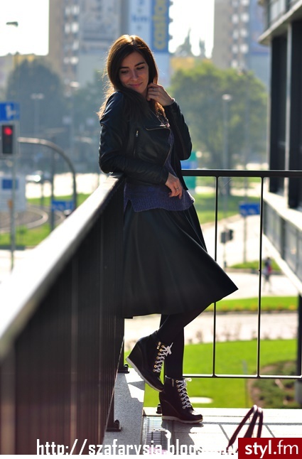 http://szafarysia.blogspot.com/  - Pozostałe Ciuchy Moda