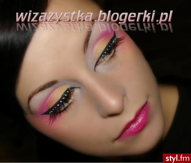 Makijaż w stylu Geisha. makijaż zainspirowany wizerunkiem Geishy - Makijaże
