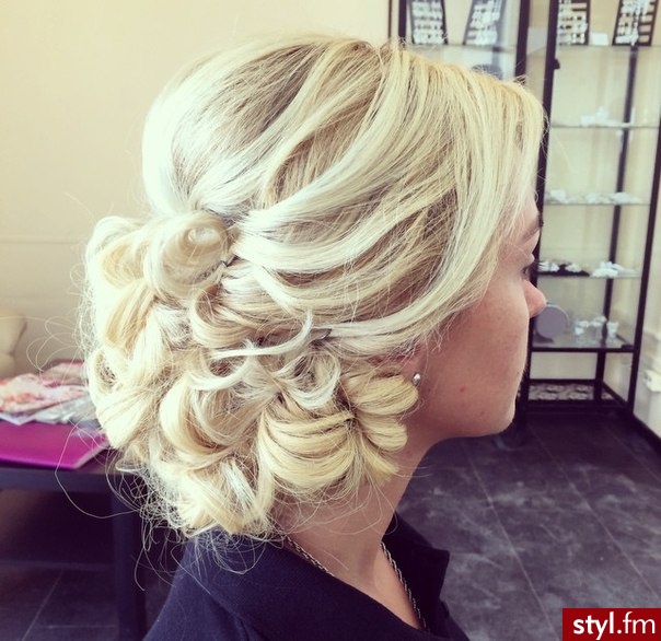 Blond Upięcie Kręcone Ślubne Długie Fryzury