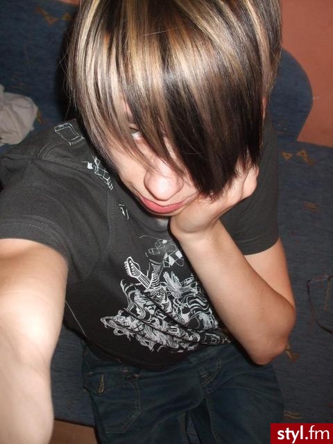 EMO Alternatywne Średnie Fryzury