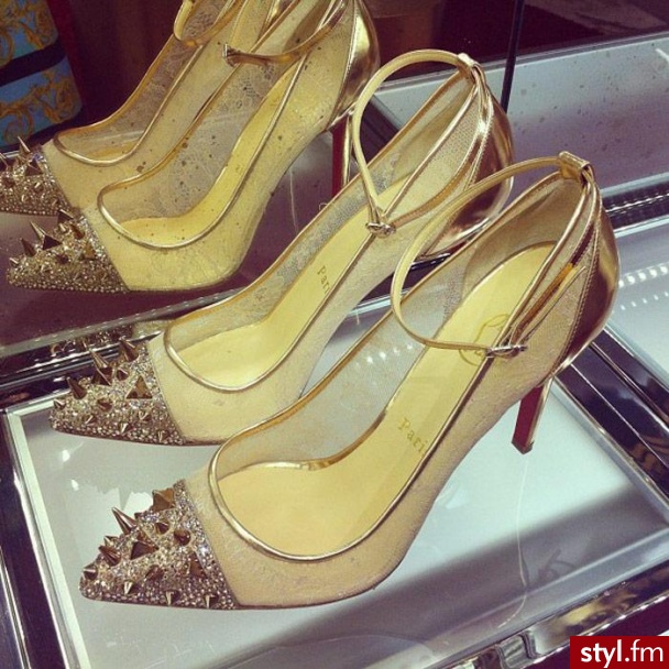 Szpilki Buty Moda