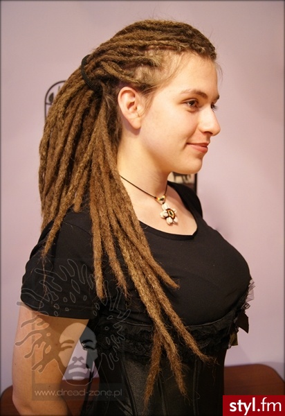 Dreads http://www.dread-zone.pl - Dredy Alternatywne Długie Fryzury