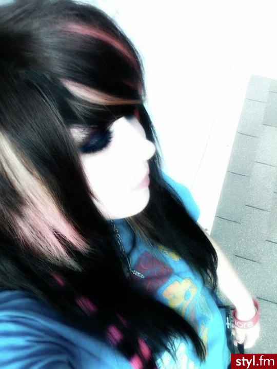 EMO Alternatywne Średnie Fryzury