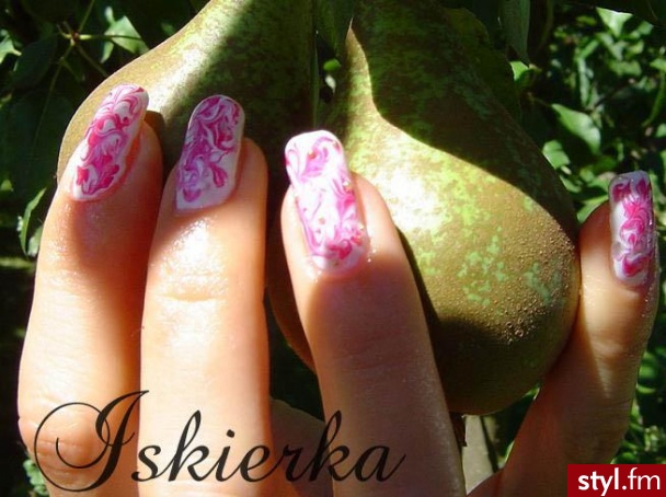 Autor: Dolly z gruszkami. Autor: <b>Dolly</b><br /> - Paznokcie