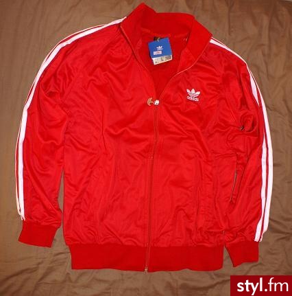 Czerwona Bluza Adidas Originals Oldschool Adicolor. rozmiar M, SPRZEDAM : 

http://allegro.pl/item681256956_czerwona_bluza_adidas_originals_oldschool_adicolor.html - Pozostałe Ciuchy Moda