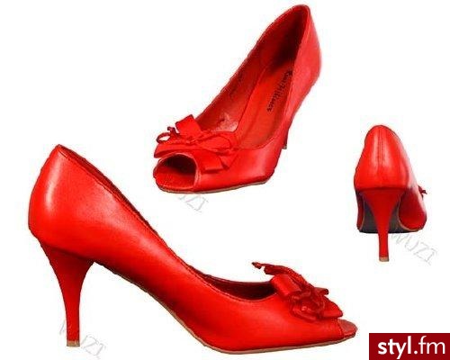 jeśli znajduja sie już a galerii prosze o wiadomosc to usunę - Pozostałe Buty Moda