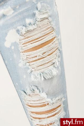 Zniszczone jeansy są hitem tego sezonu! - 70$ - Pozostałe Ciuchy Moda