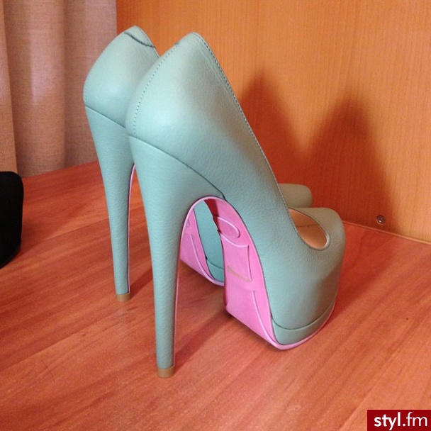 Szpilki Buty Moda