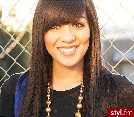 Średnie Fryzury