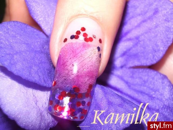 Autor: onaaa różowe. Autor: <b>onaaa</b><br /> - Paznokcie