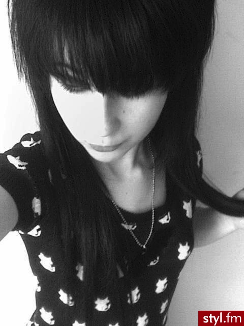 KBOOM!! - EMO Alternatywne Średnie Fryzury