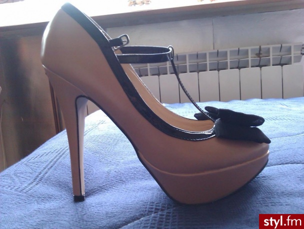 Szpilki Buty Moda