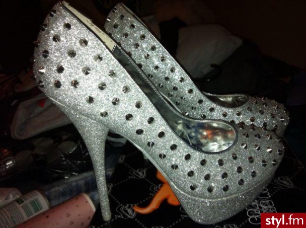 Szpilki Buty Moda