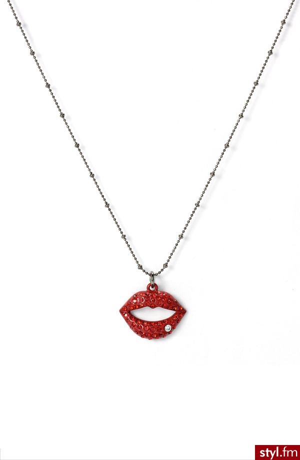 Czerwone usteczka od Betsey Johnson - 35$ - Pozostałe Dodatki Moda