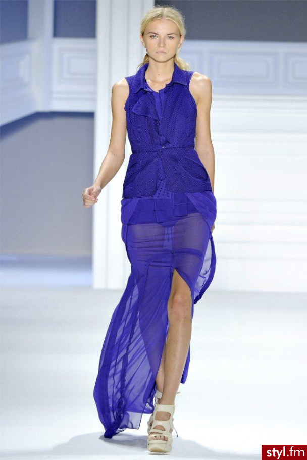 Sukienki Moda